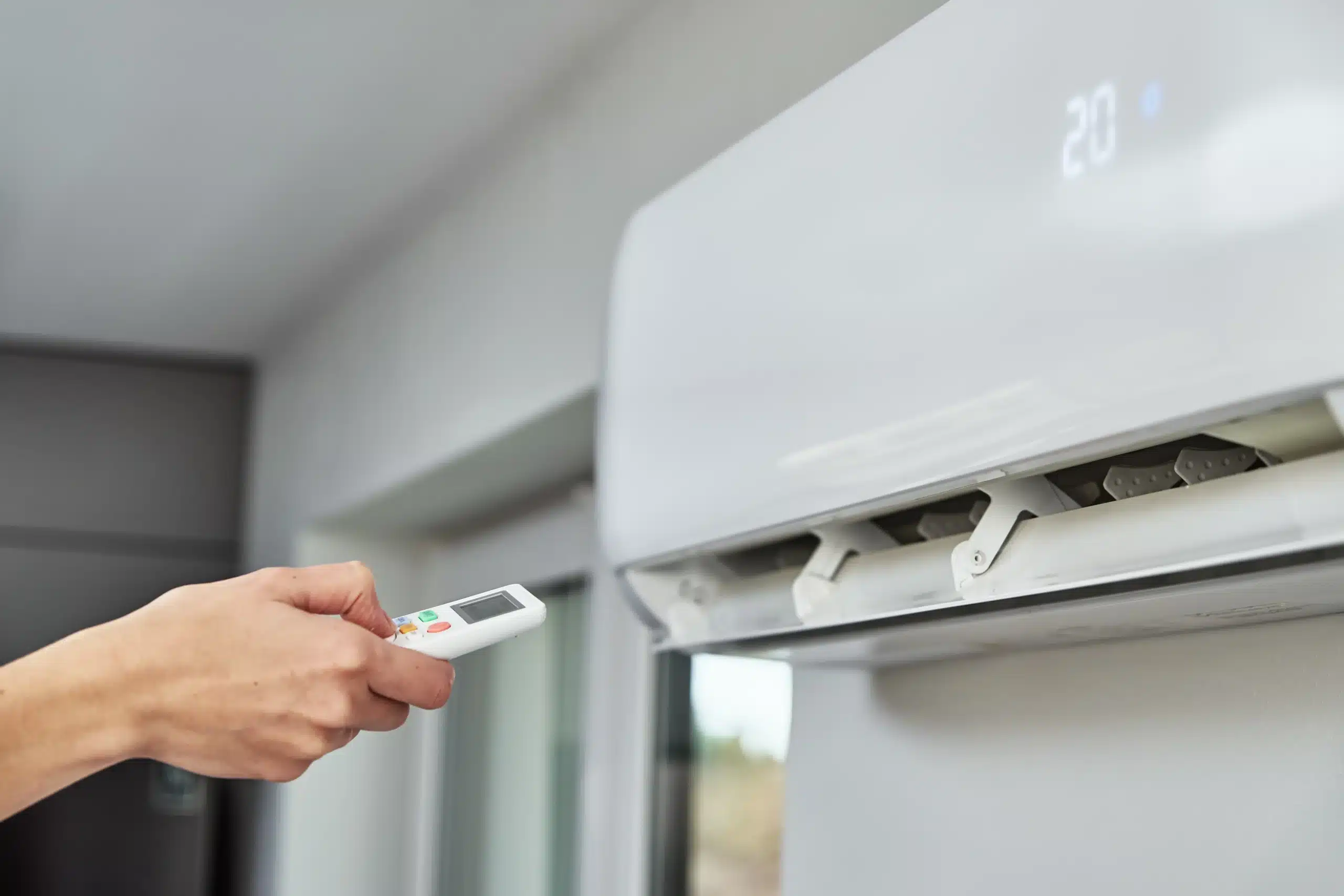 Climatisation réversible : le guide complet 2026 (prix, aides, entretien...)